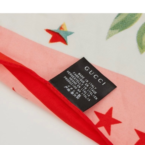 Gucci "L'aveugle Par Amour" Snakes And Flowers Silk Scarf new - Picture 7 of 7